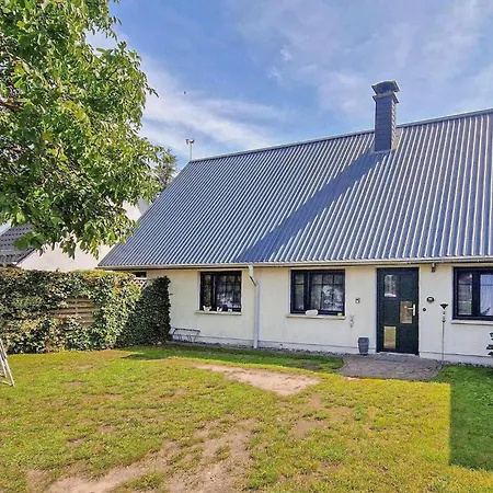 Doppelhaushaelfte Mirow Starsow