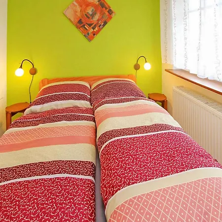 Doppelhaushaelfte Mirow *