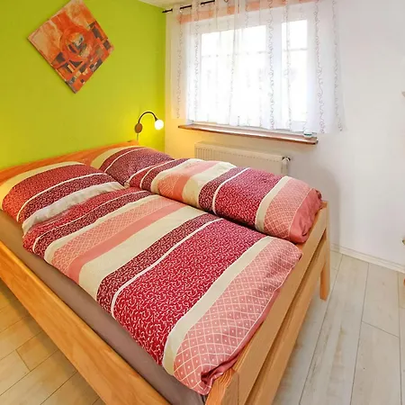 Doppelhaushaelfte Mirow