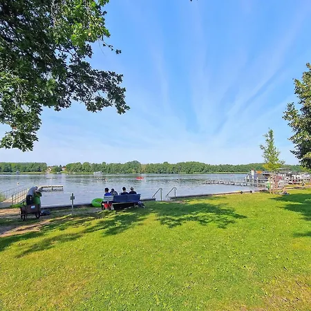 Doppelhaushaelfte Mirow *