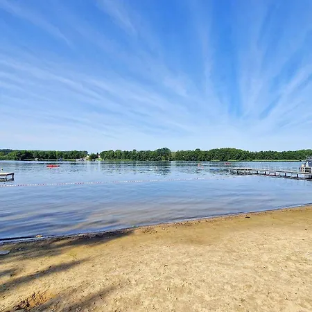 Doppelhaushaelfte Mirow *