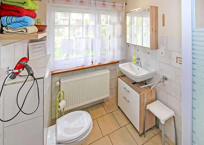 Feriehus Doppelhaushaelfte Mirow Starsow